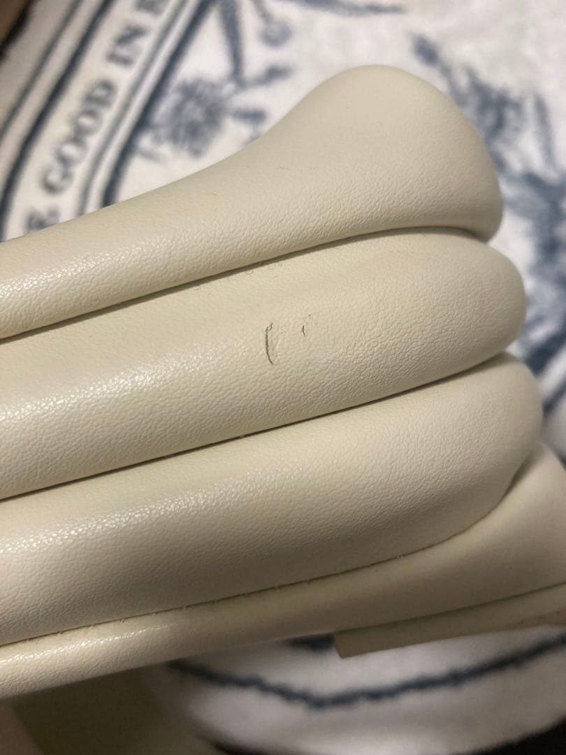 OSOI オソイ ピーキャンブロット ボディバッグ PECAN BROT BAG