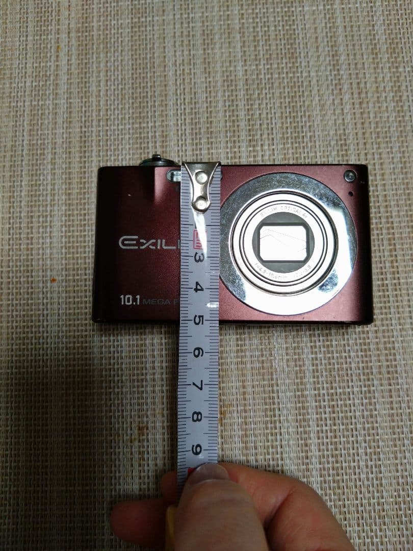 CASIO EXILIM 10.1メガピクセル デジタルカメラ　ブラウン