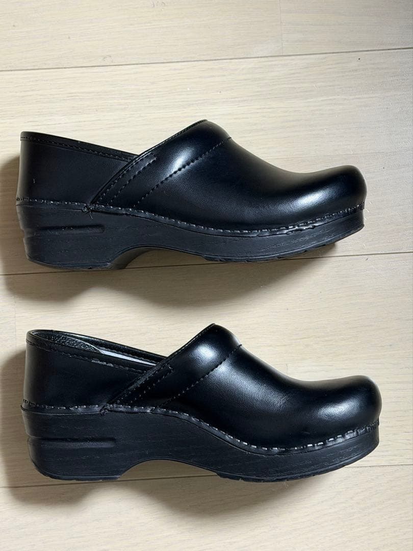ダンスコ　DANSKO レザー本革　スリッポンシューズ　黒　36