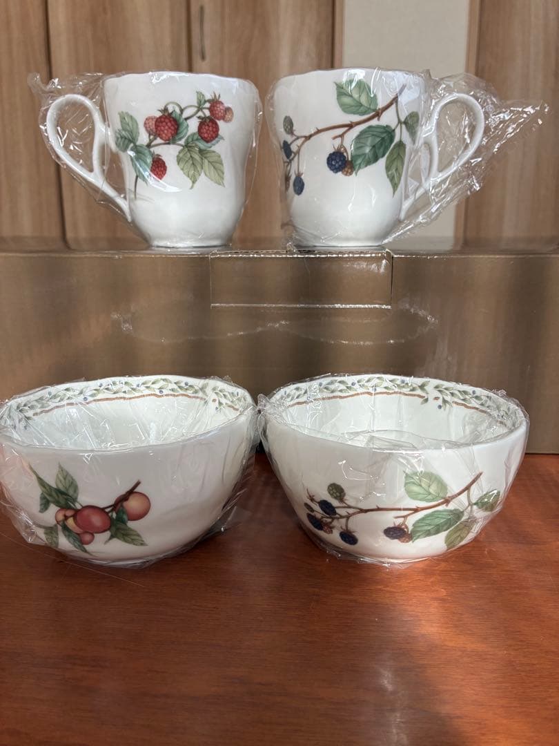 Noritake ノリタケ　オーチャードガーデン　8点セット　ボーンチャイナ