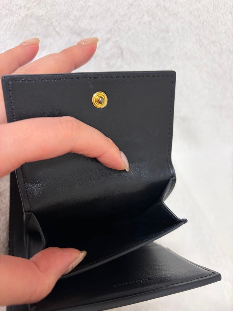 CELINE トリオンフ ブラックレザー三つ折り財布