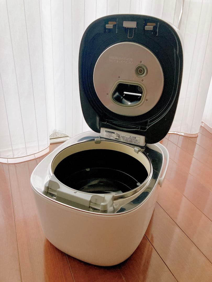 【ジャンク品】東芝 真空圧力IHジャー炊飯器 RC-18VSV 本体のみ