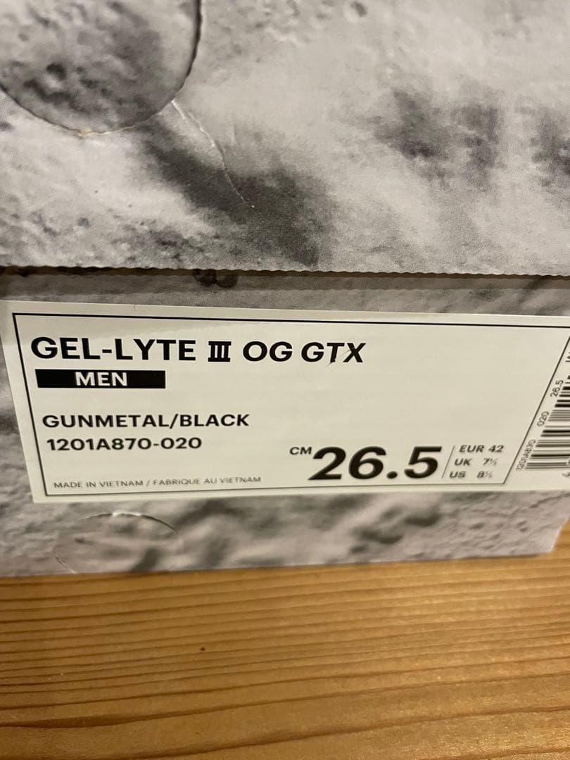 でい　ASICS GEL-LYTE III OG GTX bal mita