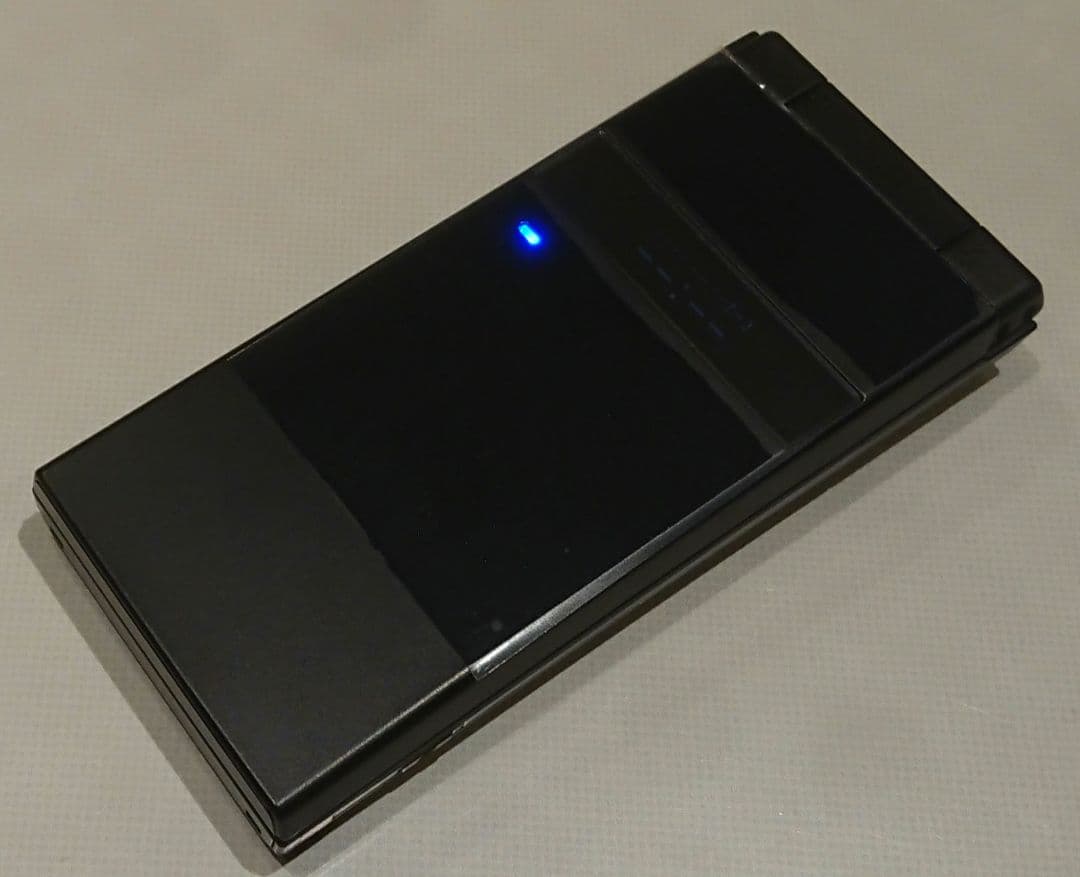 新品 レア ドコモ P-06C ブラック ガラケー ワンセグ ゲーム 携帯