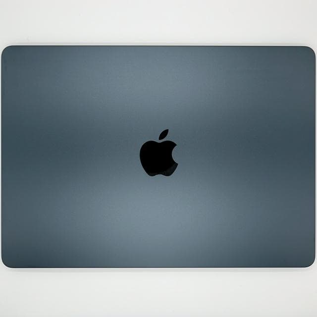 【美品】MacBook Air 2022_M2/8GB/256GB_MDN