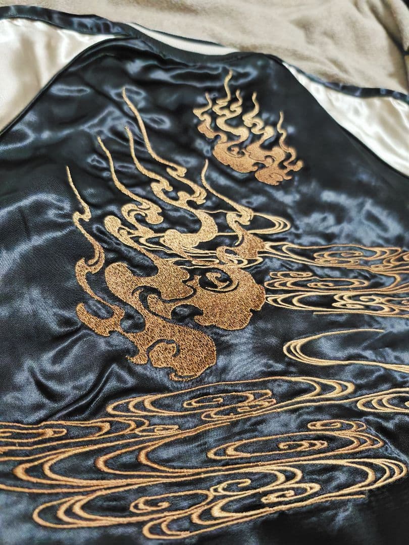 美品 絡繰魂 super 日本 限定 スカジャン unisex 100%silk