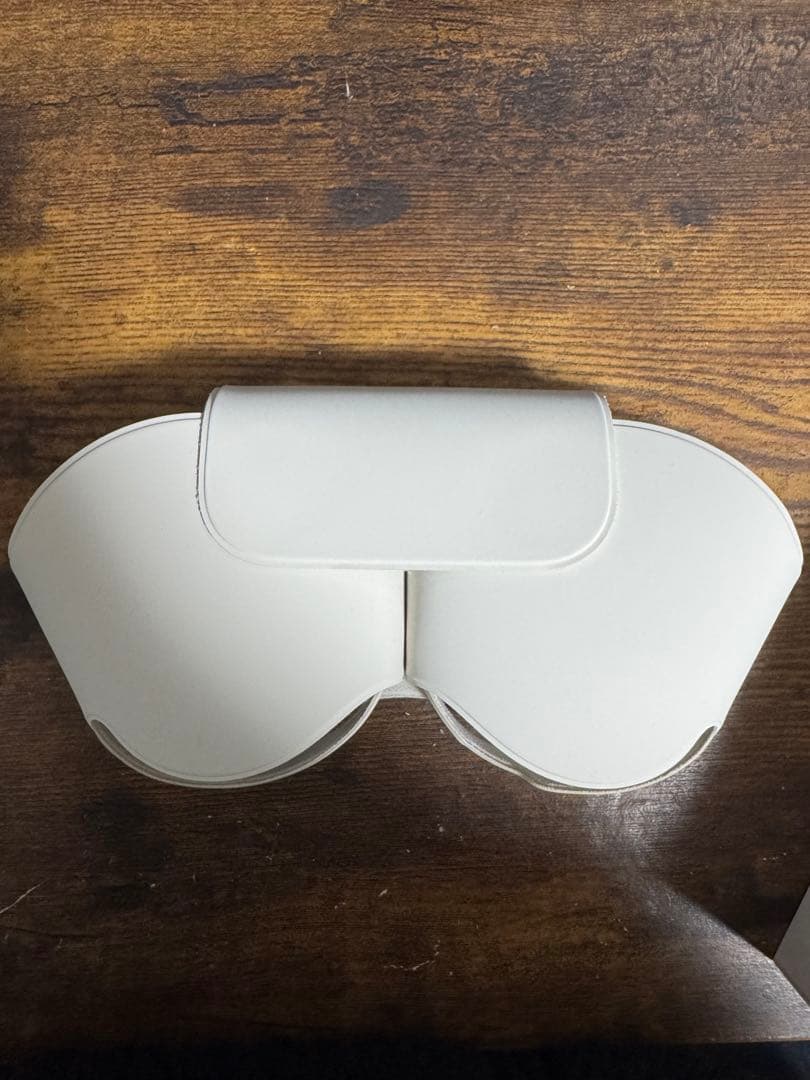 AirpodsMAX-スターライトオーバーイヤー型