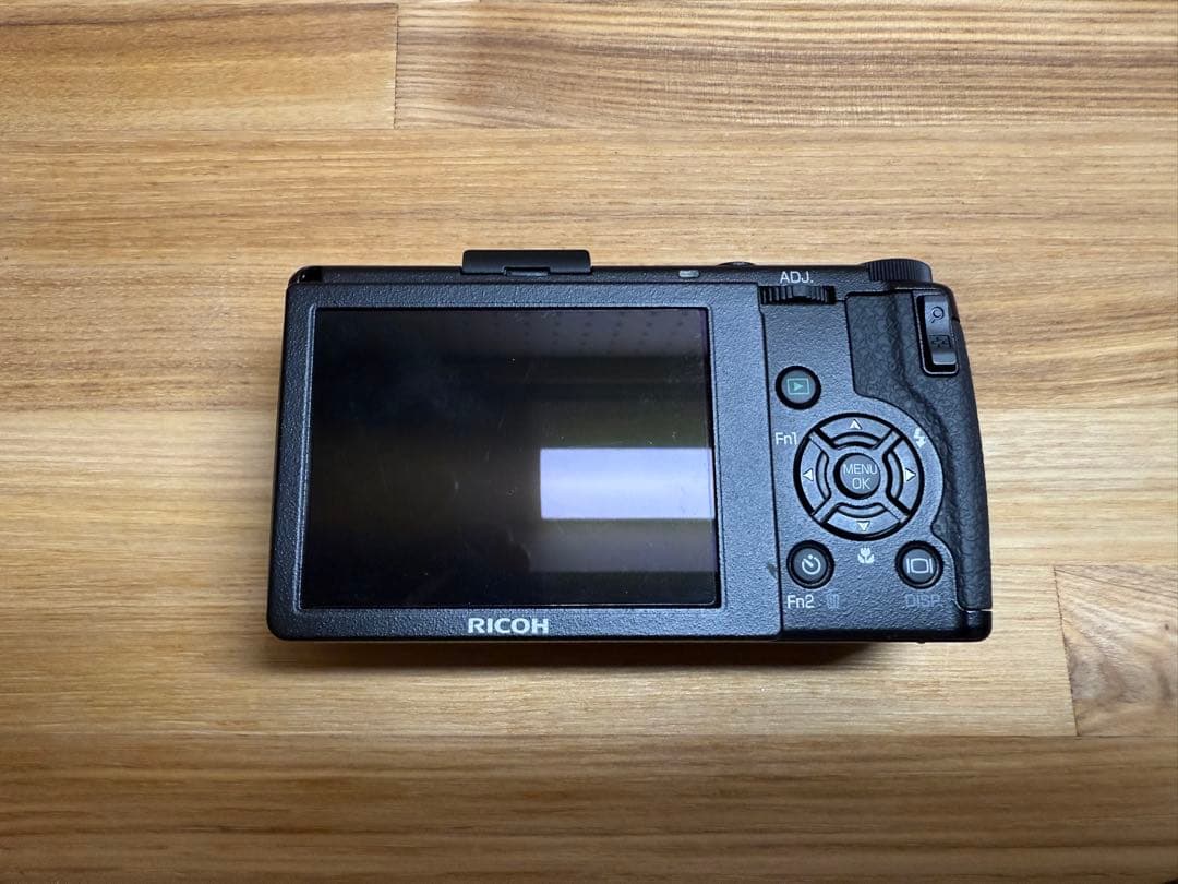 【ショット数911回】 RICOH GR DIGITAL III + GC-4