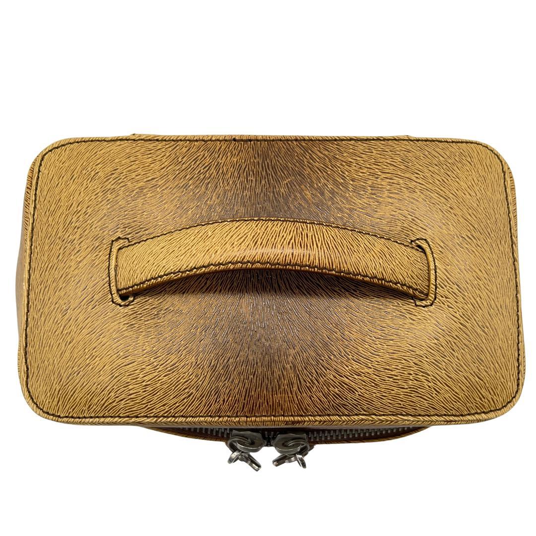 サルヴァトーレフェラガモ バニティバッグ ガンチーニ