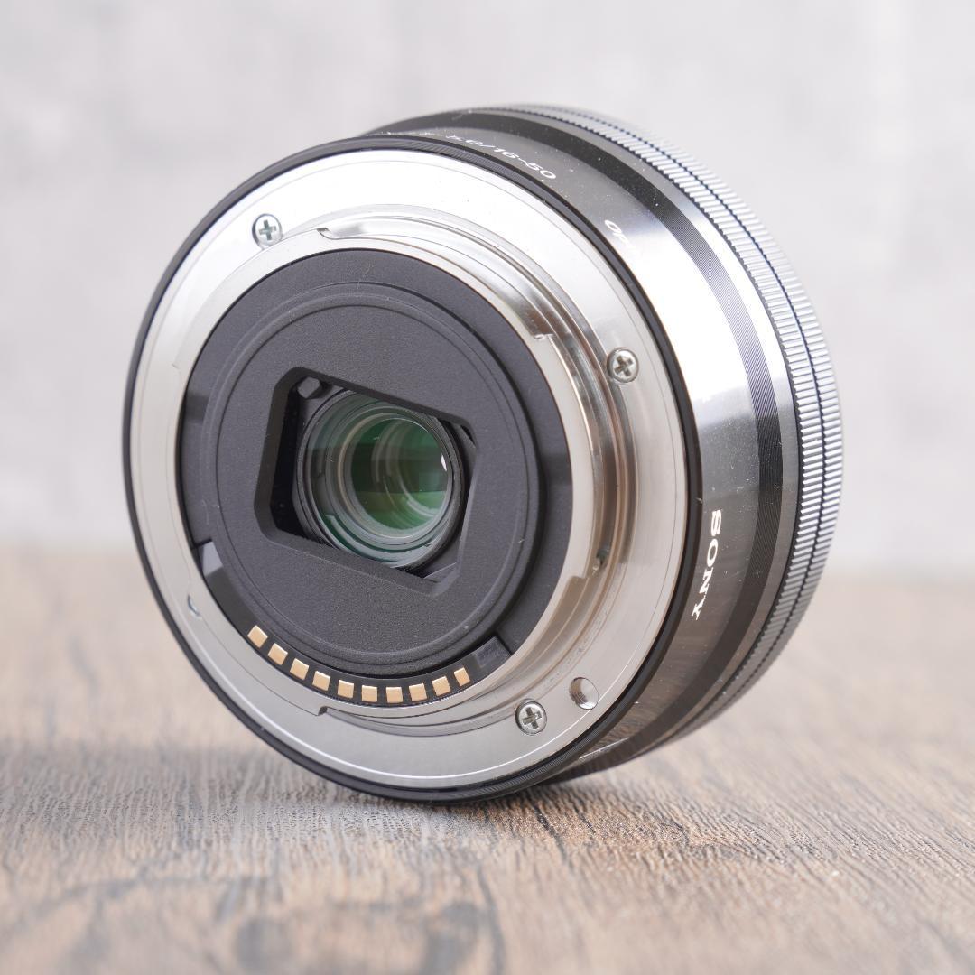 ✨ショット数1118回で超美品✨自撮りも楽々✨Sony ZV-E10　400