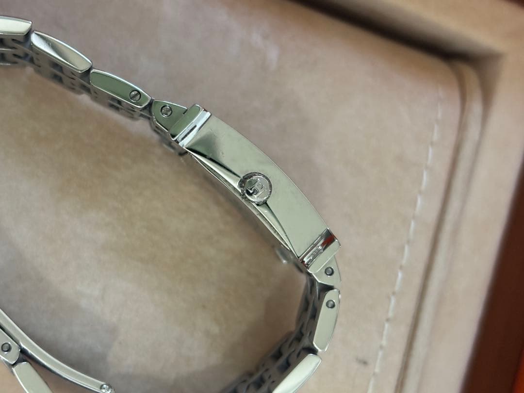 エルメス　Hウォッチ