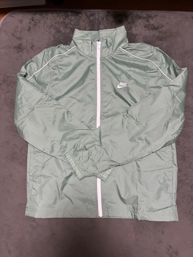 Nike ミントグリーン ナイロンジャケット上下セット