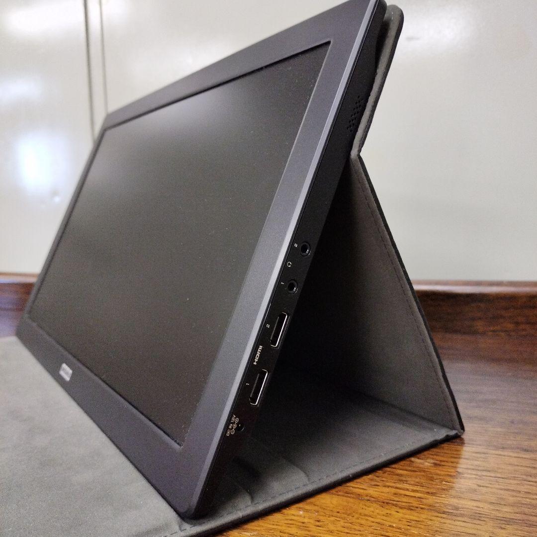 ポータブルゲーミングモニター　プレ4対応HORI　15.6インチ