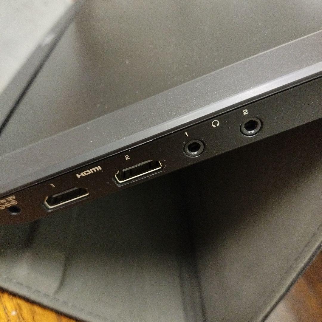 ポータブルゲーミングモニター　プレ4対応HORI　15.6インチ