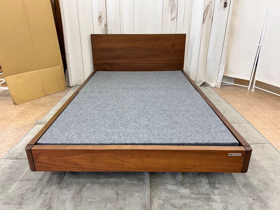 エアウィーブ　セミダブルベッドフレーム