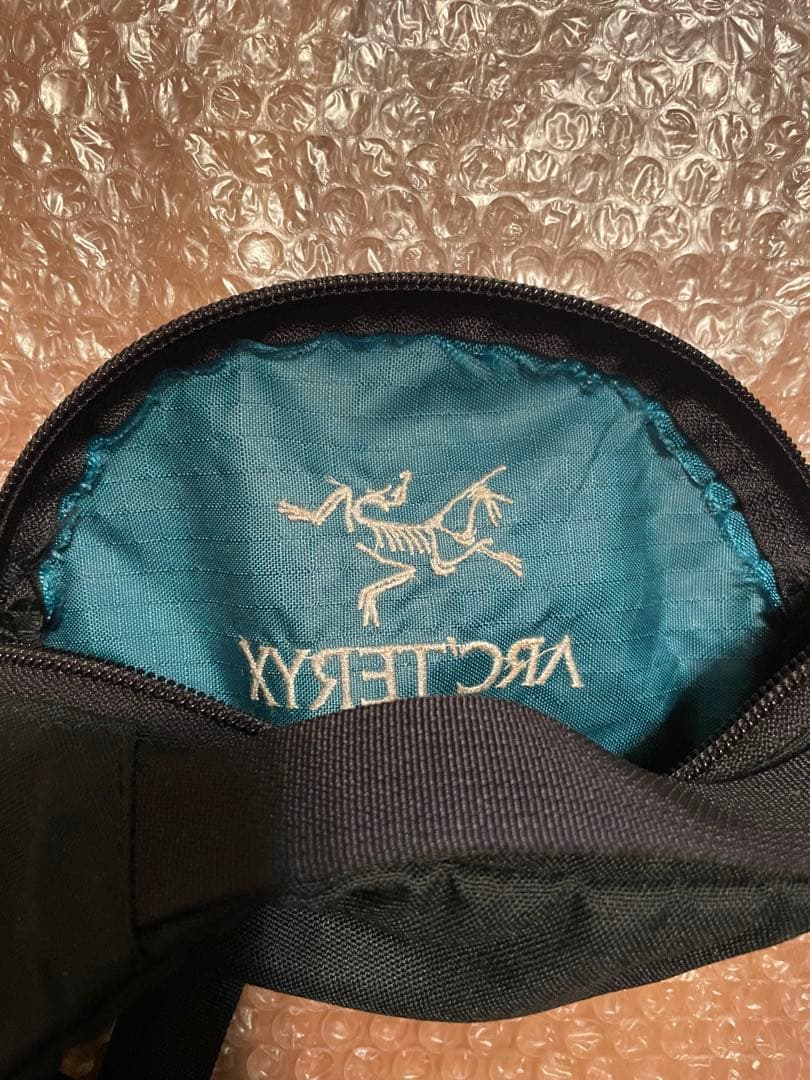 さ*！様 アークテリクス アーバンファニー　カナダ製