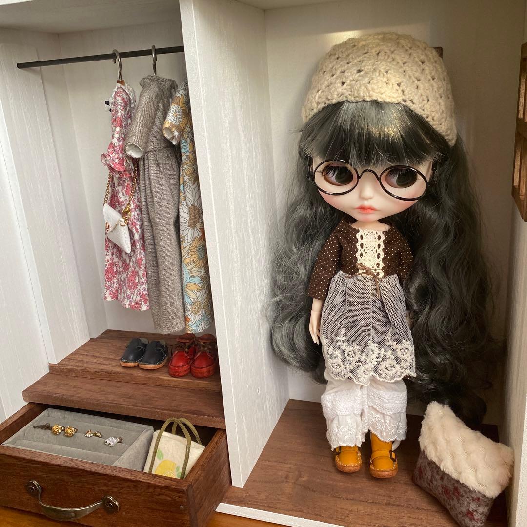 ❤︎おうち型人形用木製収納ケース　ネオブライス　アイシードール　ドールクローゼット