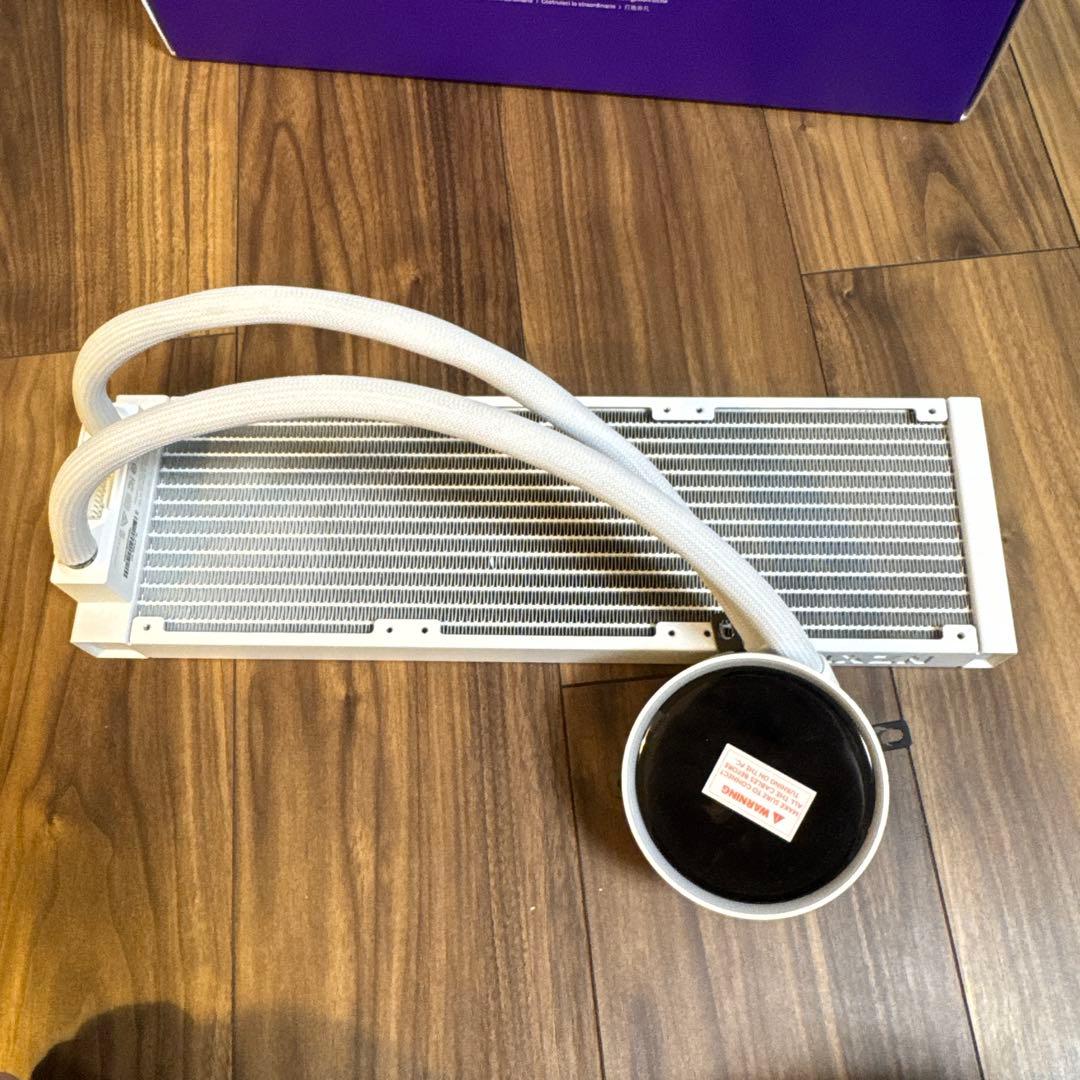 NZXT Kraken Elite 360 RGB ホワイト