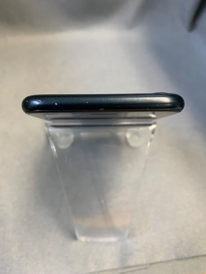 美品　国内版　SIMフリー　iPhoneSE 第3世代　 64GB ミッドナイト