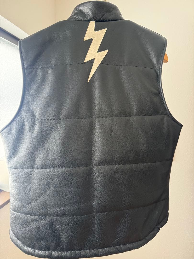 ジャケット・アウター NAUGHTY LEATHER VEST : TYPE VLJ7