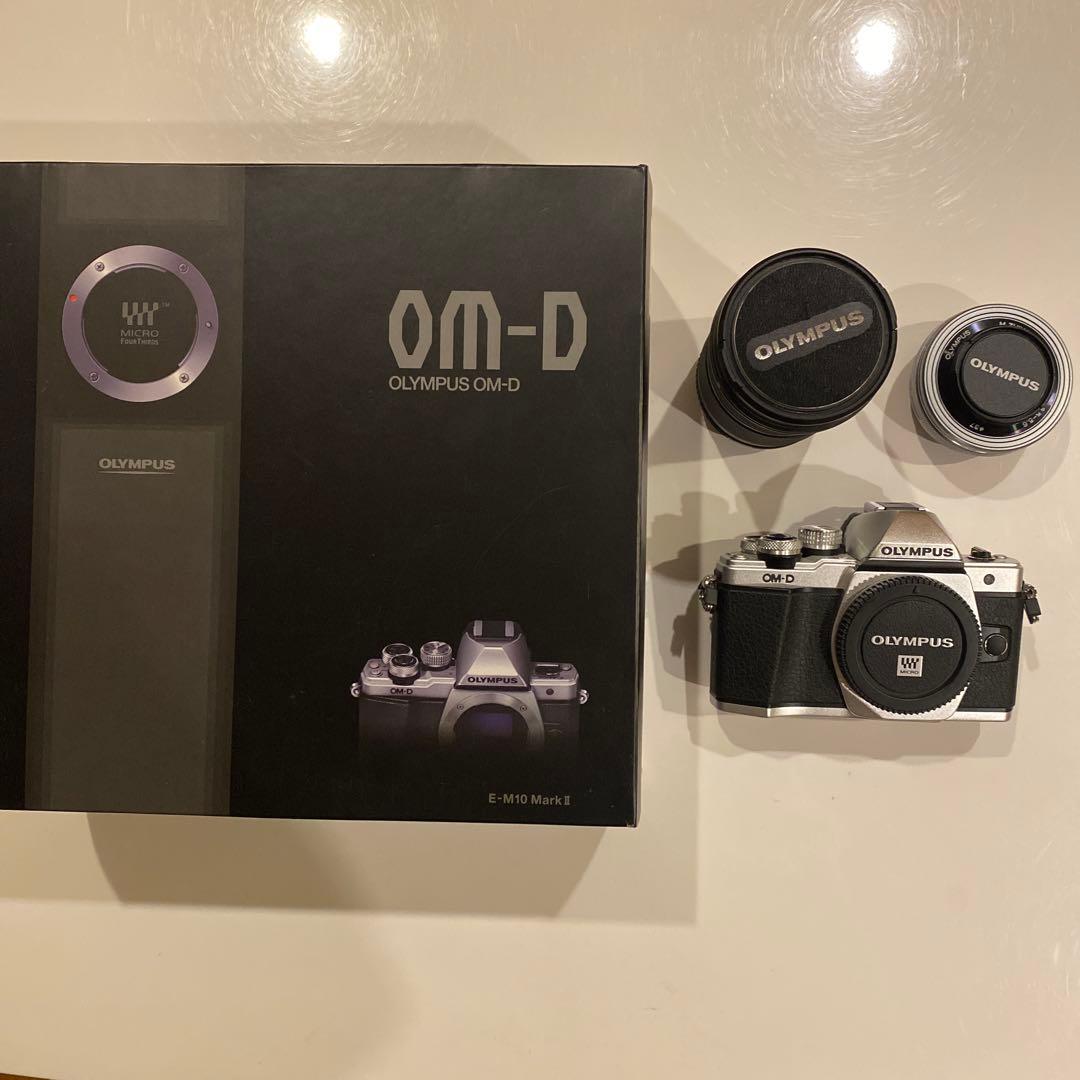 OLYMPUS OM-D E-M10 Mark II シルバー