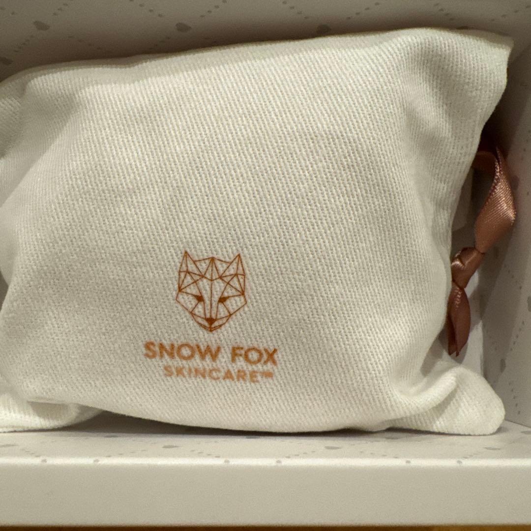 新品未使用　 FOX GUA SHA ヘア＆スカルプブラシ