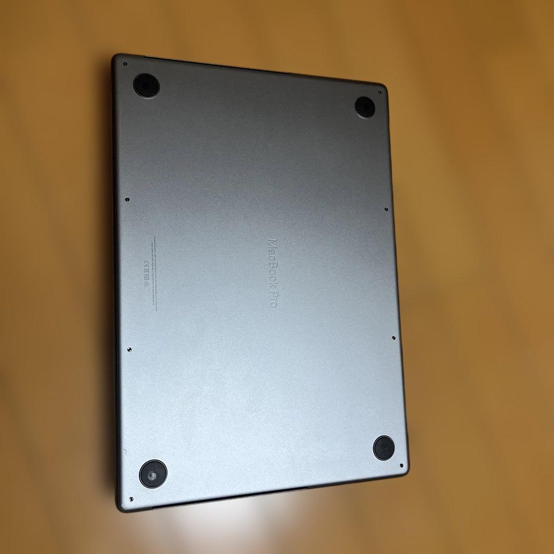 MacBook本体 MacBook Pro 16 M1 Pro 32GB SSD1TB 2021