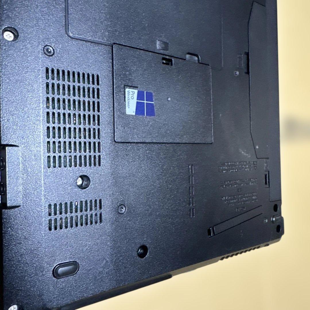 Windowsノート本体 FUJITSULIFEBOOK A576/PX (Core i5-6300U