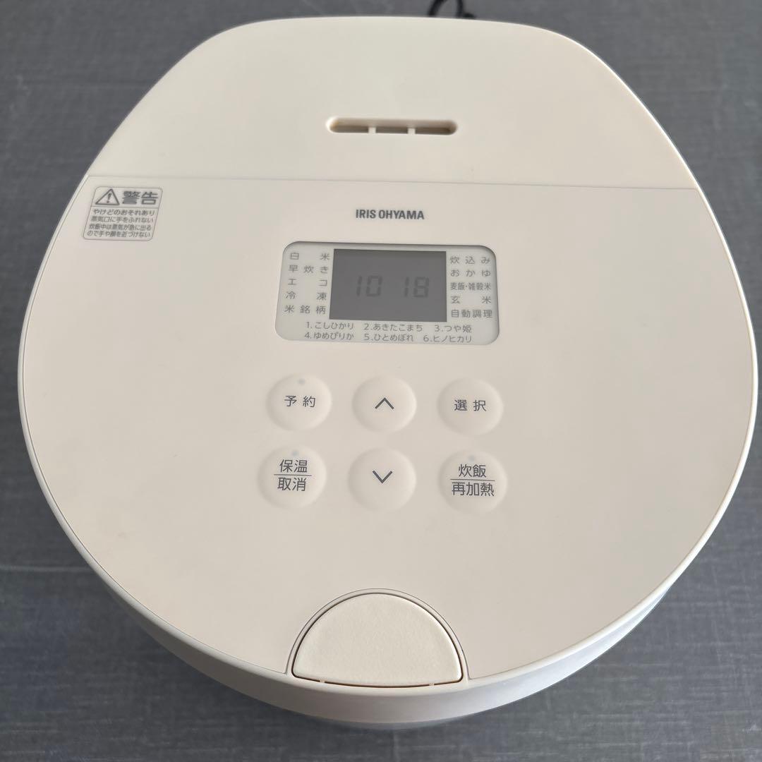 美品 アイリスオーヤマ 炊飯器 2025年製 RC-lLA50-W