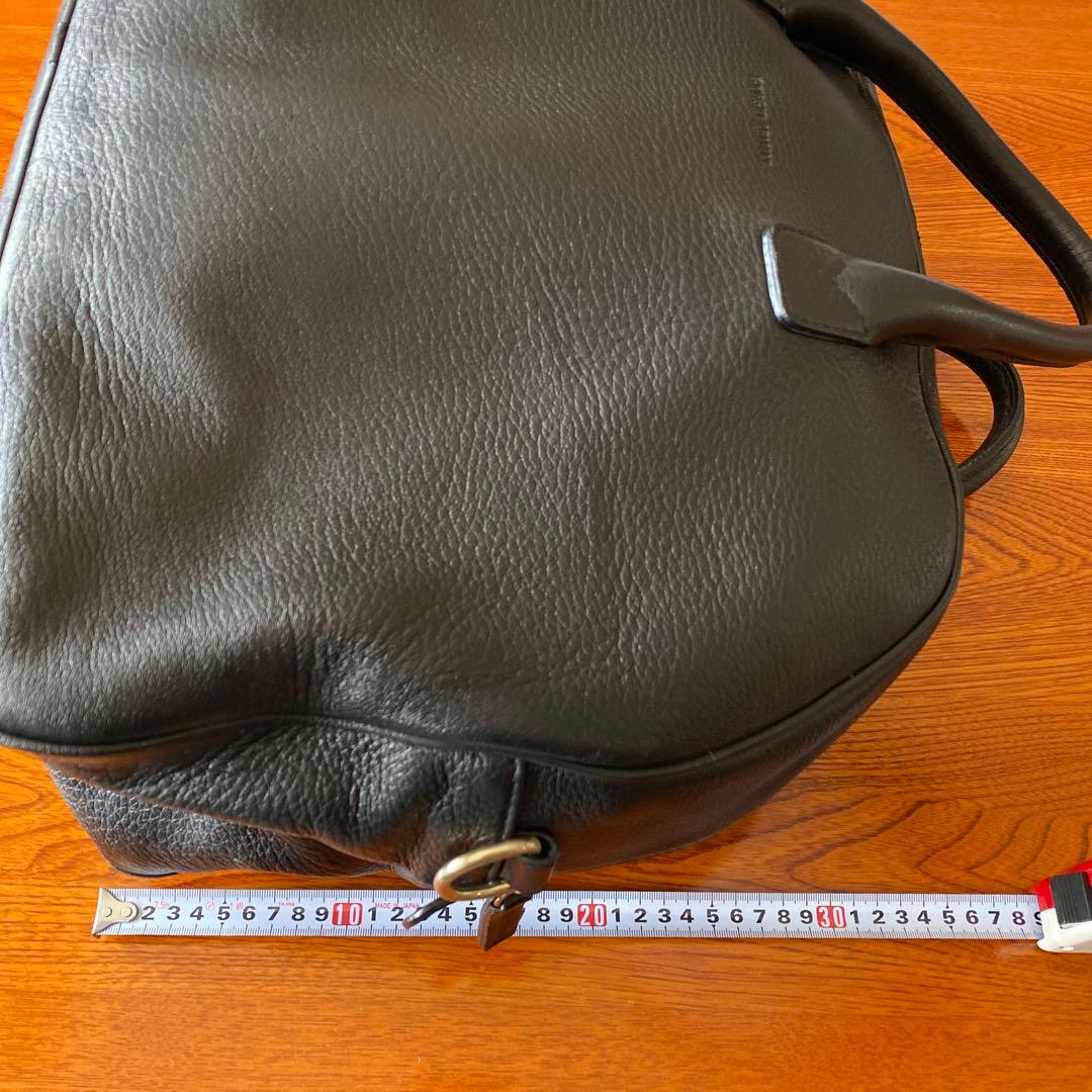 Giorgio Armani ブラックレザートートバッグ（ディアスキン）