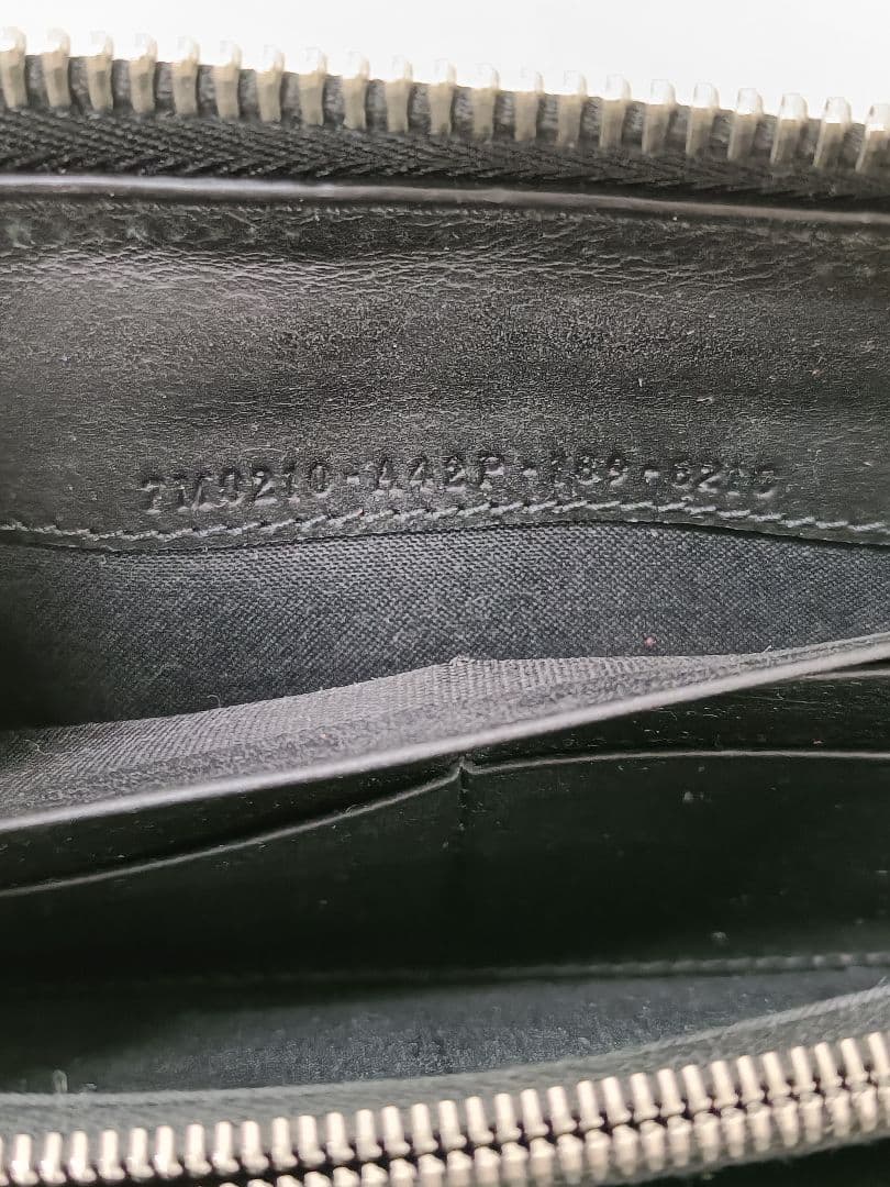 FENDI フェンディ ズッカ 長財布