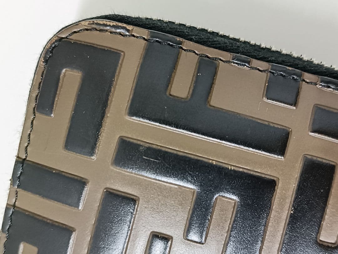 FENDI フェンディ ズッカ 長財布