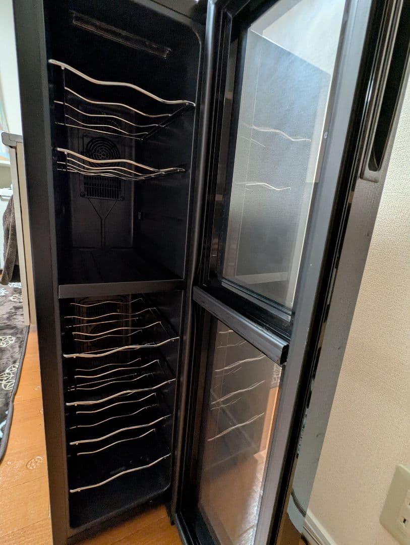 ワインクーラー　ブラック　JL-CD53B　18本収納