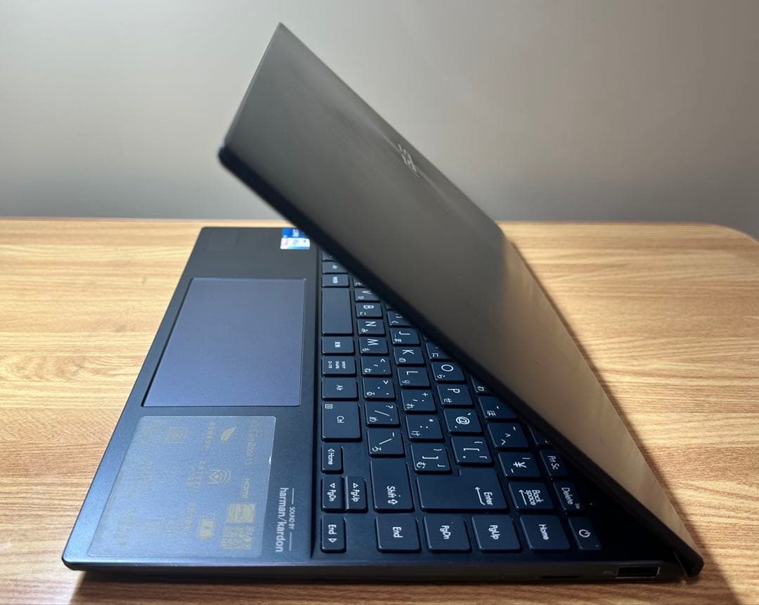 ASUS ノートパソコン　Core i5, SSD 512Gb, サクサク動く