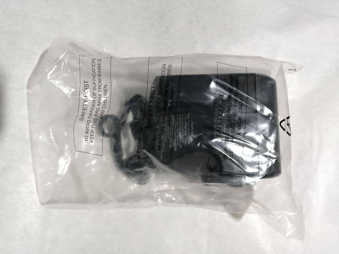 アメリカ並行輸入　レア超美品未使用動作確認済ポラロイド デカルトdecaltes