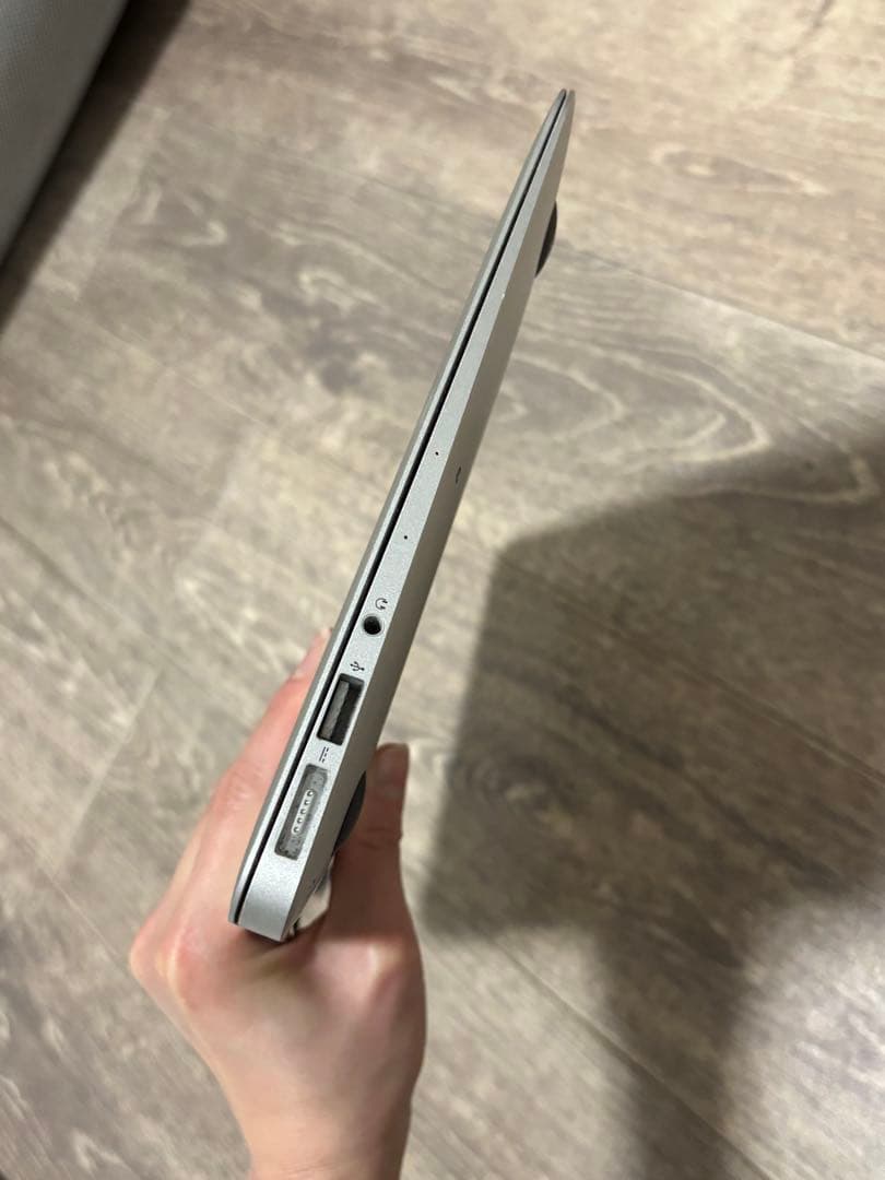 Apple MacBook Air 11インチ 2013