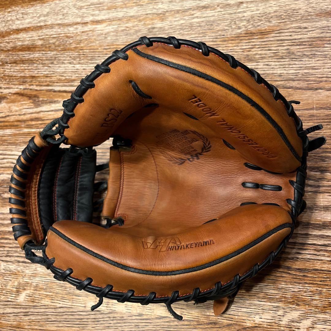 【美品】ハタケヤマ キャッチャーミットTH-BS22 軟式 捕手