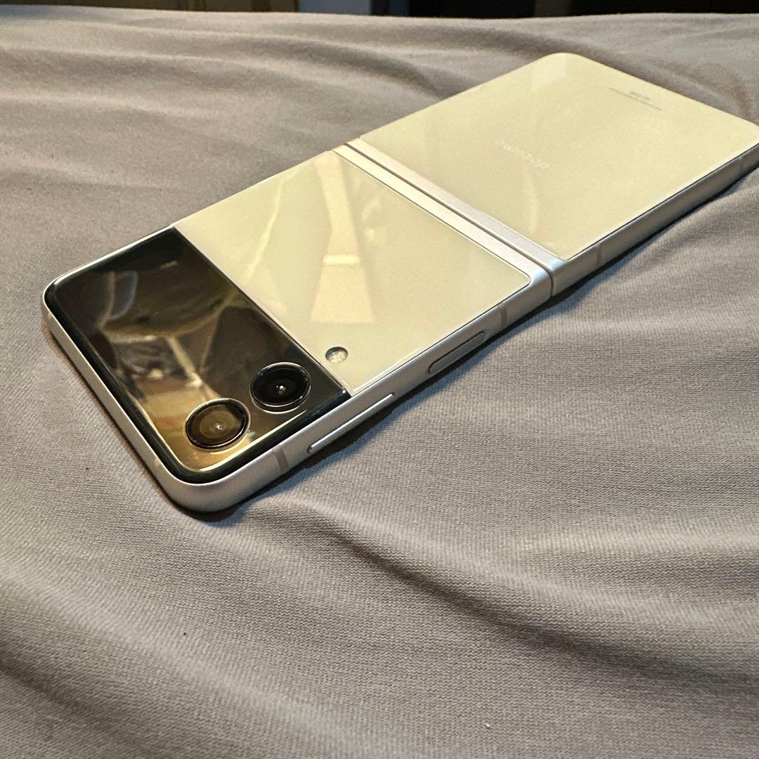 Galaxy Z Flip3 SC-54B 128GB SiMフリー ジャンク