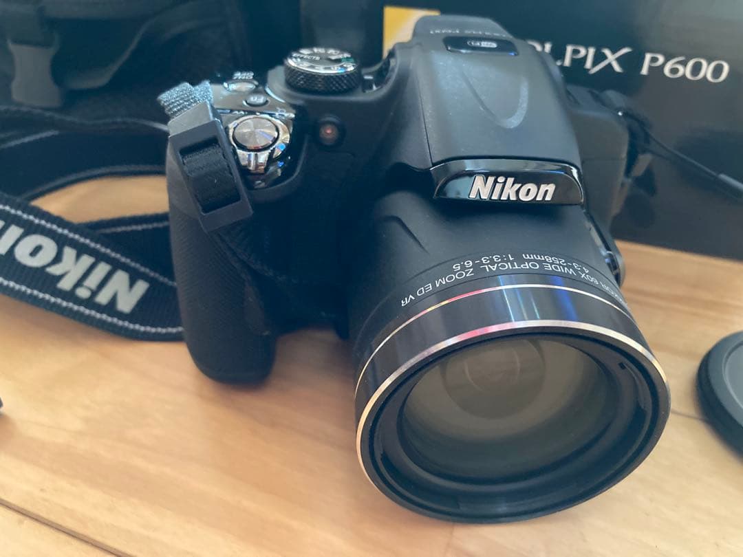 デジタルカメラ Nikon COOLPIX P600