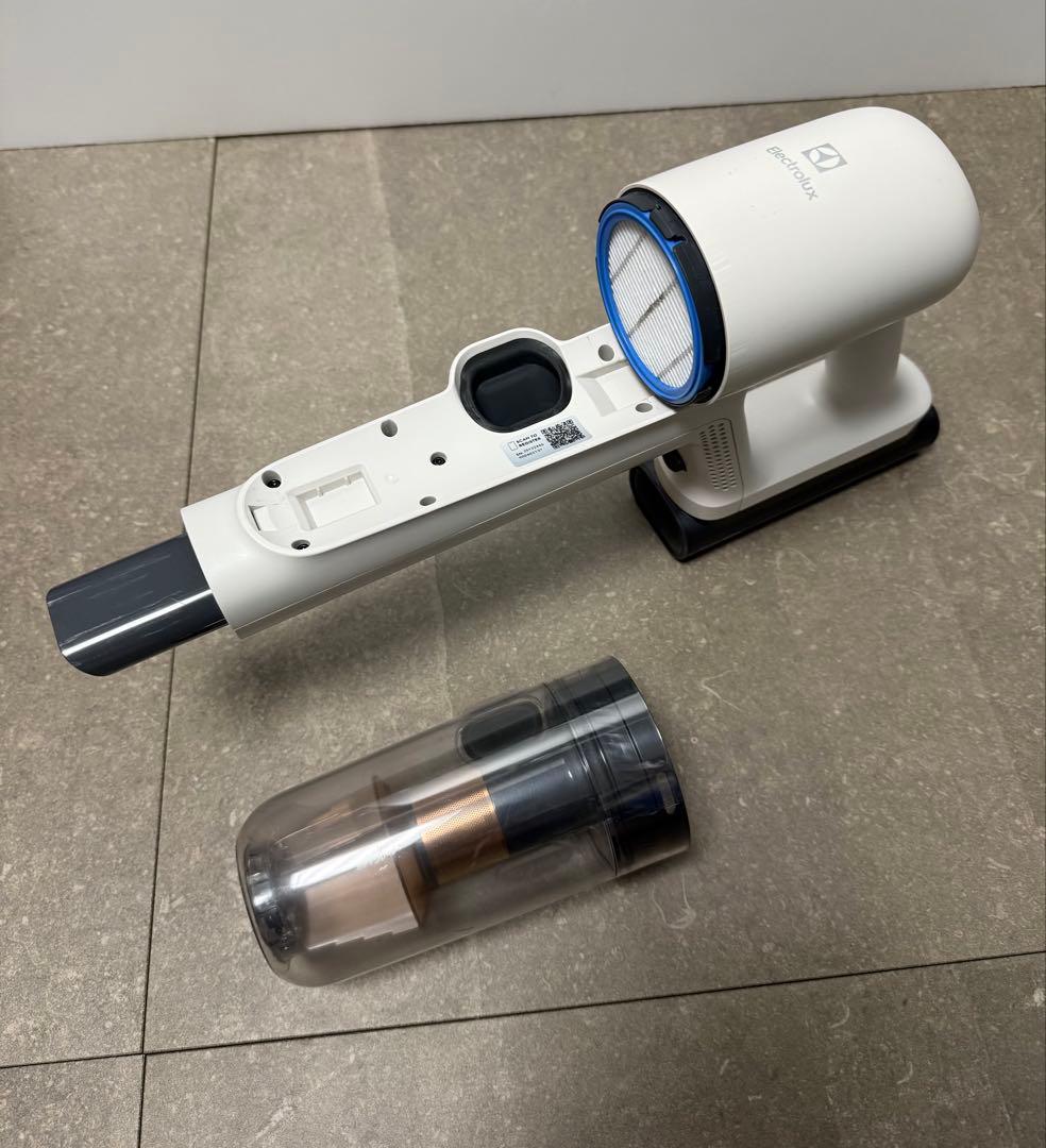 エレクトロラックス◇掃除機 Ultimate 700 シェルホワイト