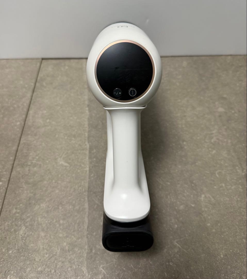 エレクトロラックス◇掃除機 Ultimate 700 シェルホワイト