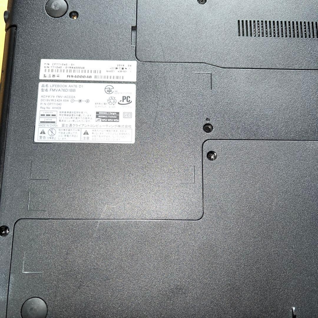 Fujitsu LIFEBOOK AH76/D1ノートPC