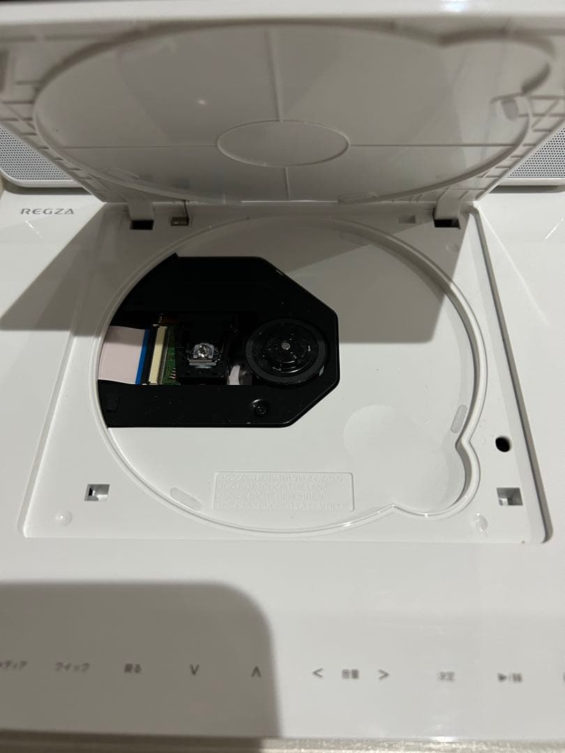 【美品】東芝 REGZA ポータブル ブルーレイプレーヤー SD-BP900S