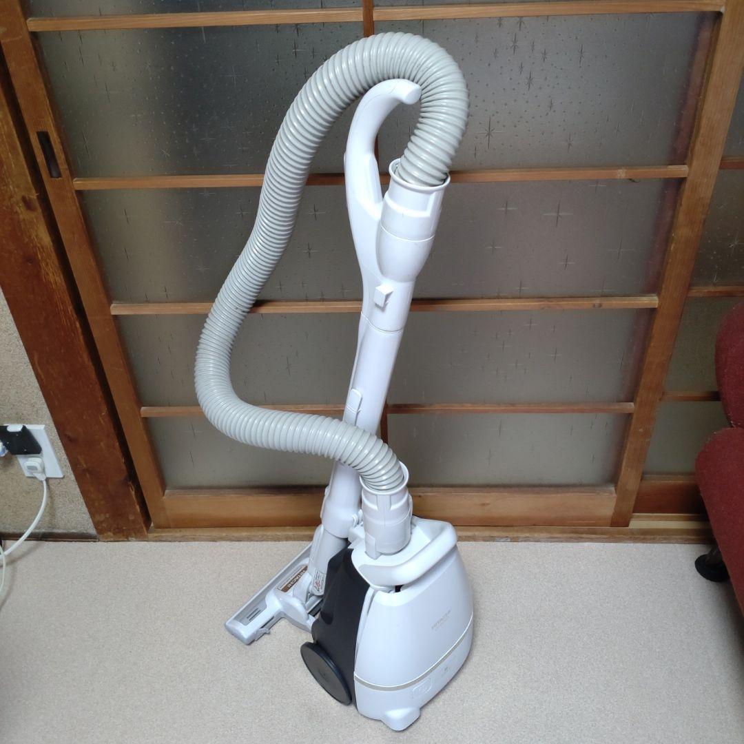 【2021年製】 HITACHI 紙パック式 電気掃除機 CV-KV70H