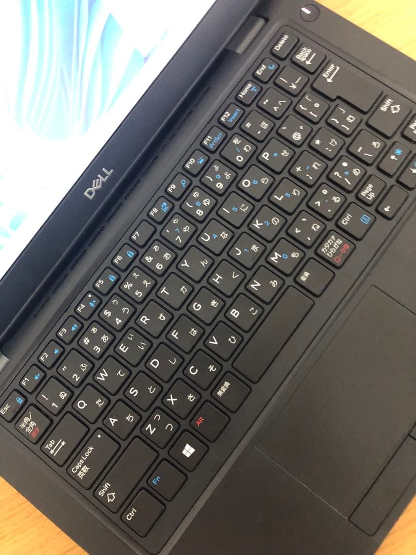 Dellノートパソコン/i 5-8350U/SSD256GB/メモリ8GB/無線