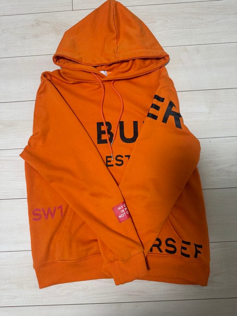 Burberry パーカー　バーバリー　オレンジ
