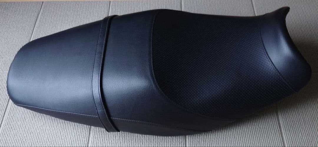 ZZR1400　バイク　シート