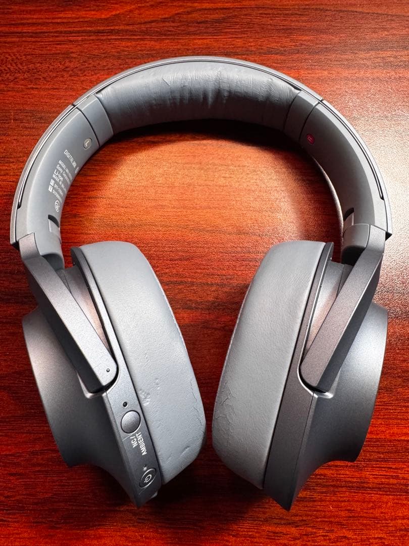 【美品】ソニー ワイヤレスノイズキャンセリングヘッドホン WH-H900N