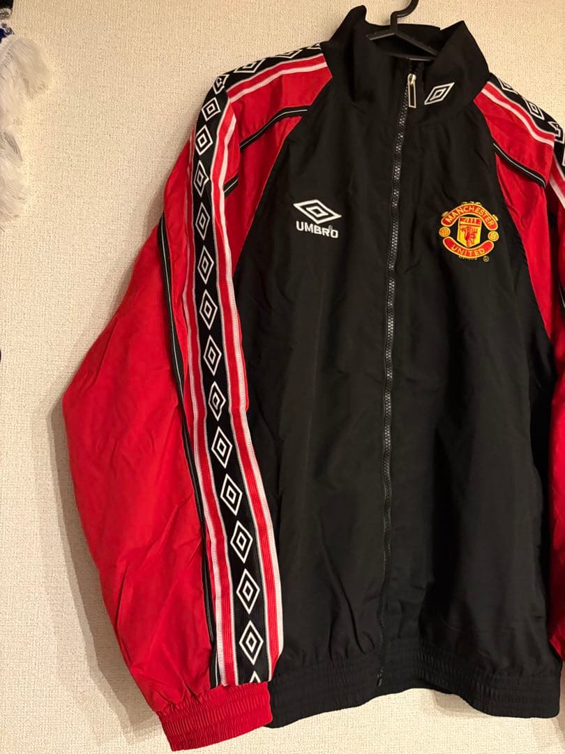 【98/99】マンチェスターU UMBRO メンズ ナイロンジャケット XL