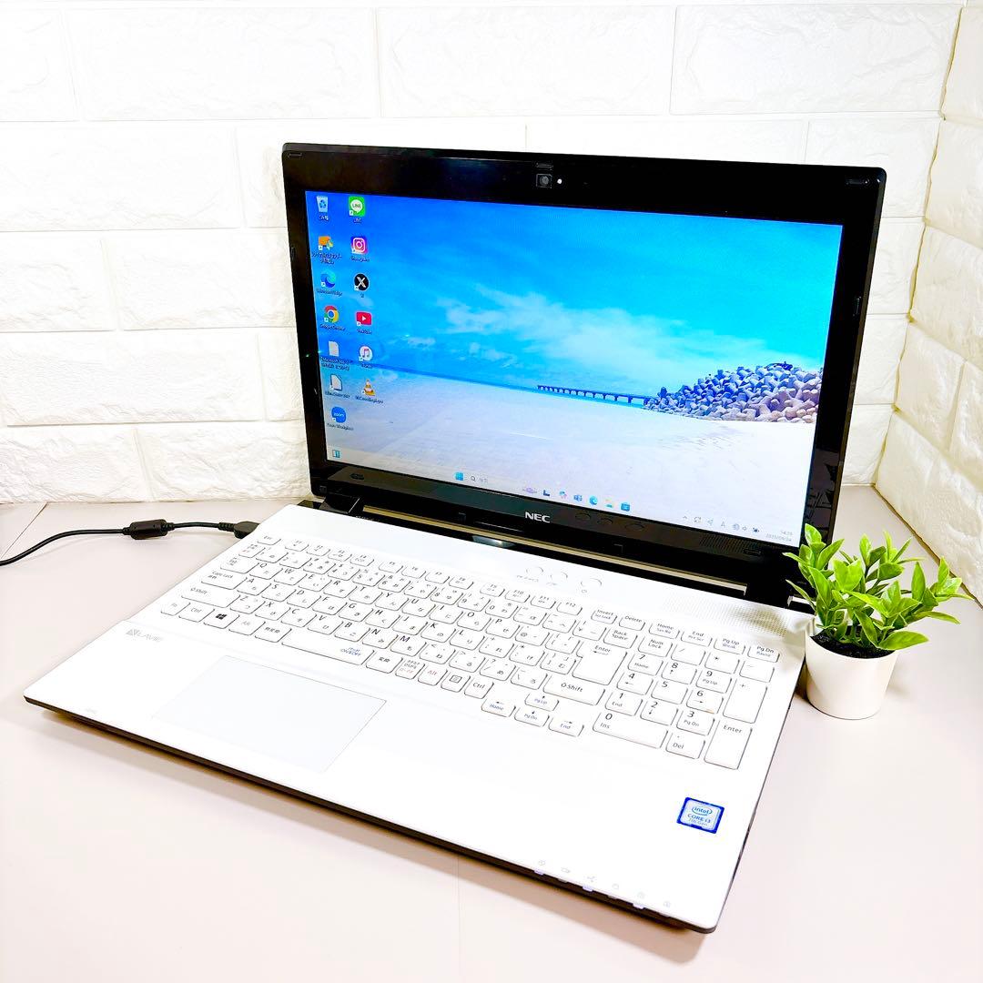 SSDで快適✨メモリ8GB カメラ 第7世代 ホワイト ノートパソコン NEC